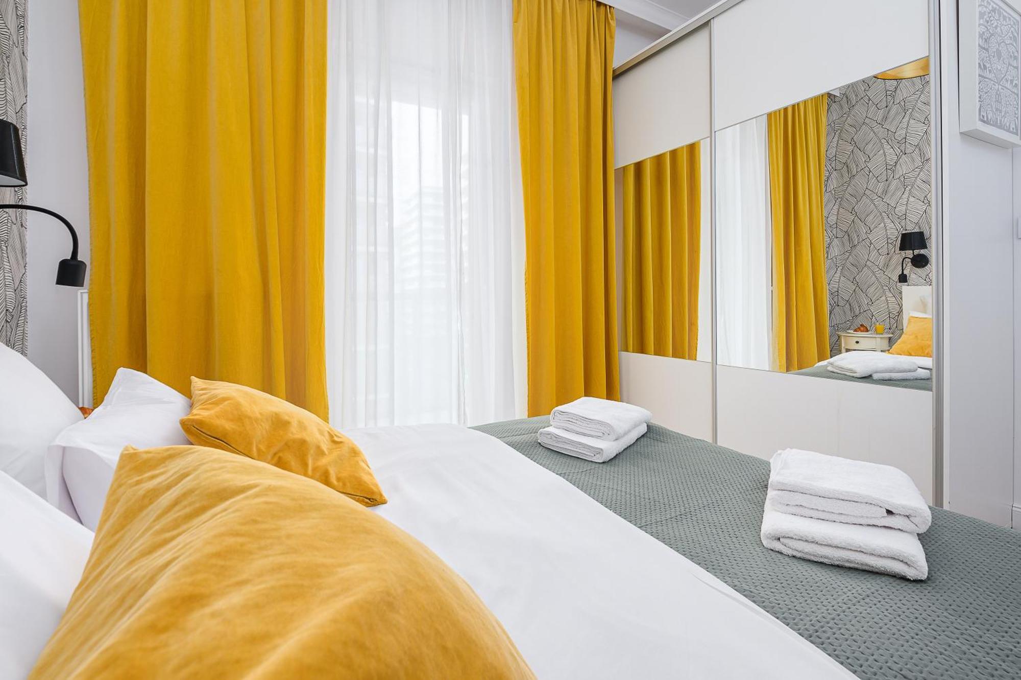 Prymasa Tysiaclecia - P&O Serviced Apartments Warsaw Exterior photo